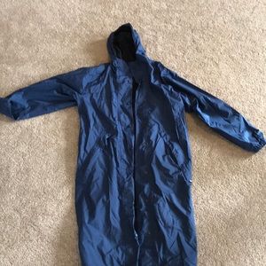 Cabela’s Women’s Raincoat